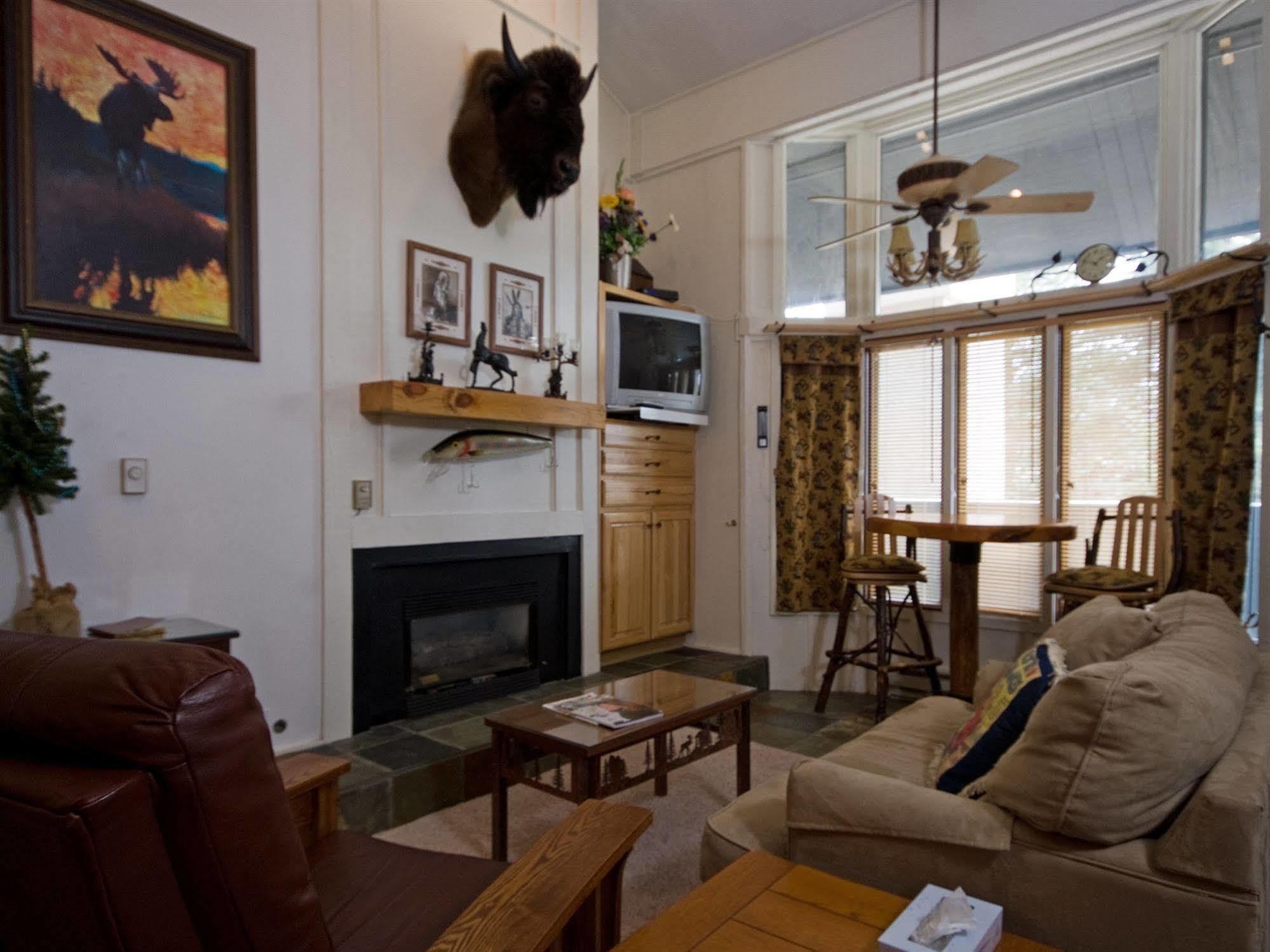 Ski Time Square Condominiums Steamboat Springs Buitenkant foto