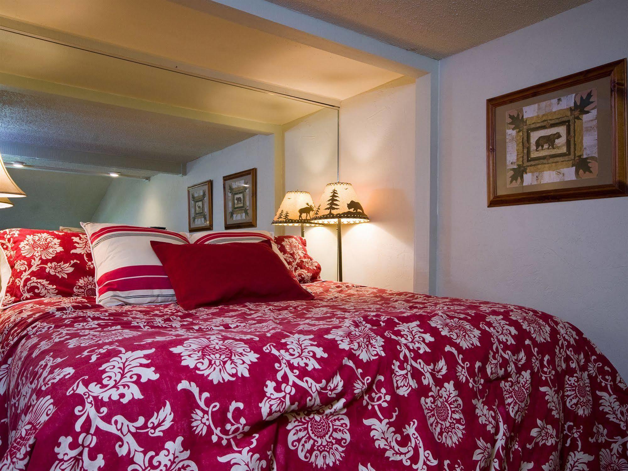 Ski Time Square Condominiums Steamboat Springs Buitenkant foto