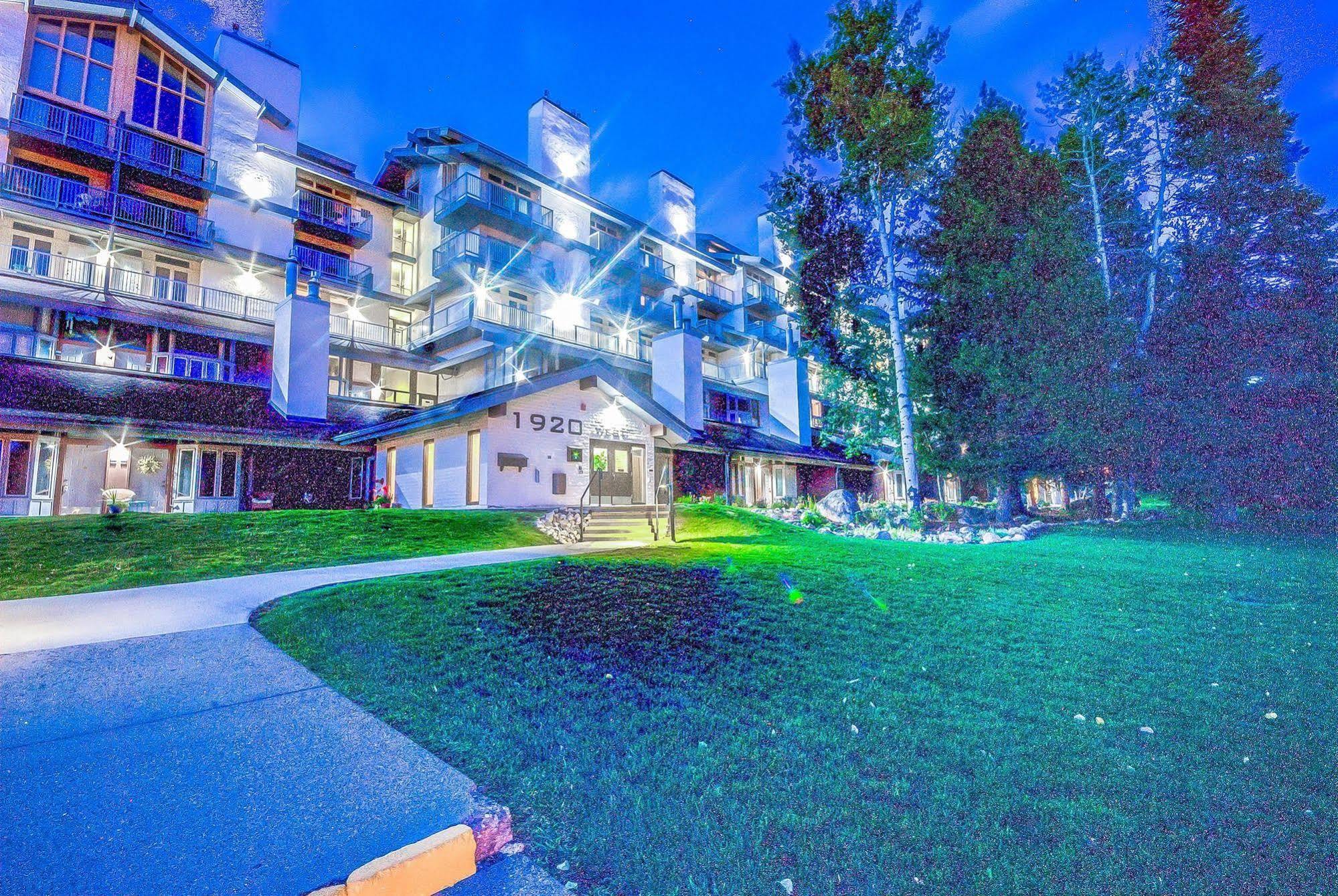 Ski Time Square Condominiums Steamboat Springs Buitenkant foto